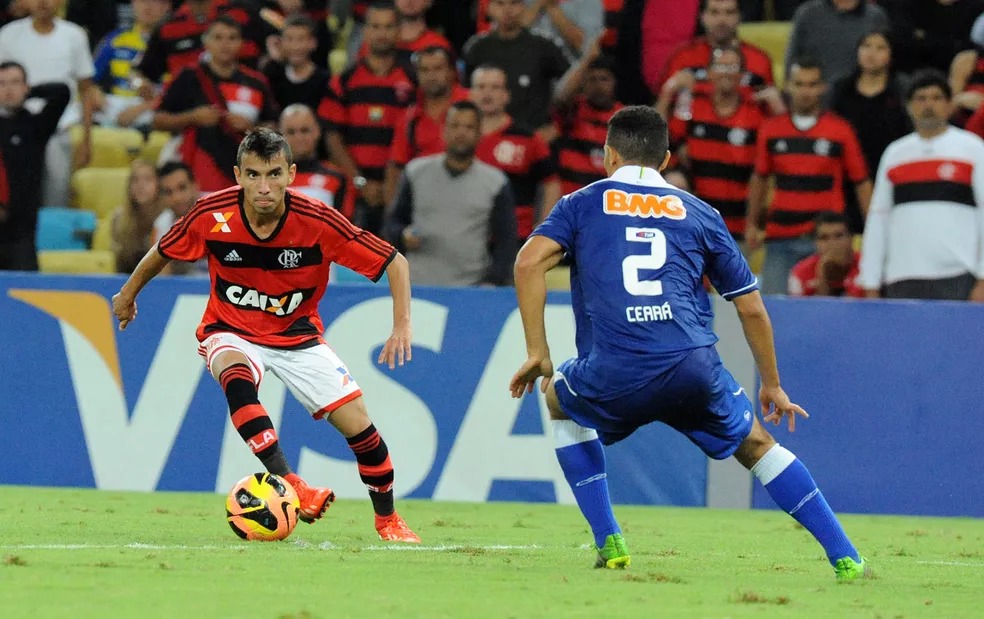 Pernambucano: Maguary anuncia Rafinha, ex-Flamengo, e goleiro Rokenedy