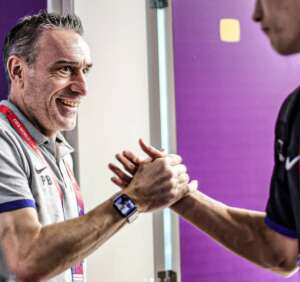 Técnico da Coreia do Sul, Bento critica 'moda' de técnicos portugueses no Brasil