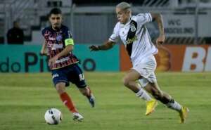 Aprendi há quarenta e poucos anos que deve-se desconfiar de boleiros