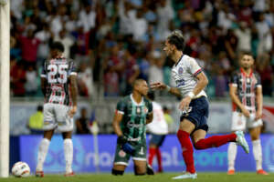 BAIANO: Vitória perde mais uma e Bahia segue 100%