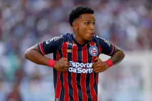 Baiano: Kayky, do Bahia, é comparado com macaco por torcedor do Vitória