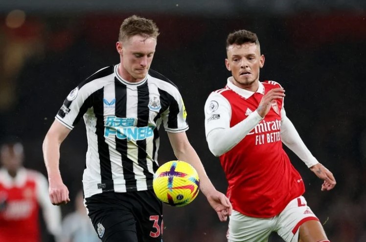 Arsenal Newcastle Ingles 2022