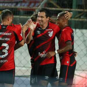 PARANAENSE: Athletico e Coritiba vencem fora de casa e seguem com 100% de aproveitamento