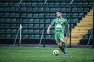 Chapecoense confirma saída de Busanello para o Malmö-SUE