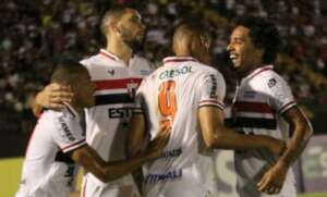 Botafogo 3 x 2 Guarani - Quebrou jejum e virou líder