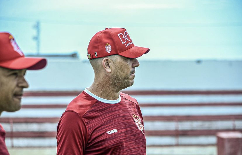 CBEA1E6A 05BD 4931 9AF2 E89E96EC826F