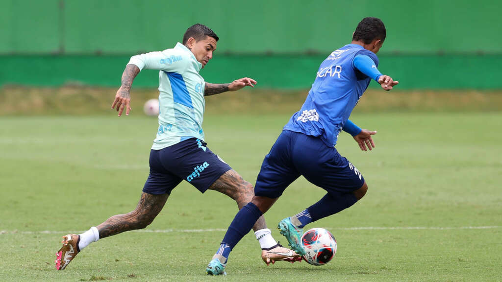 Paulistão: Dudu festeja aniversário com gol e vitória em primeiro jogo-treino do Palmeiras