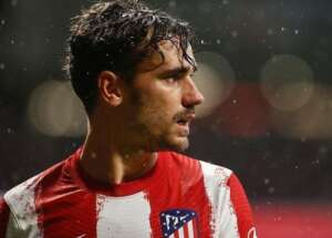 Liga dos Campeões: Após acertar o rosto de brasileiro, Griezmann toma mais um jogo de suspensão