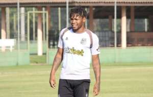 Paulista A2: Ponte Preta oficializa permanência de Matheus Jesus, pego no doping em 2022