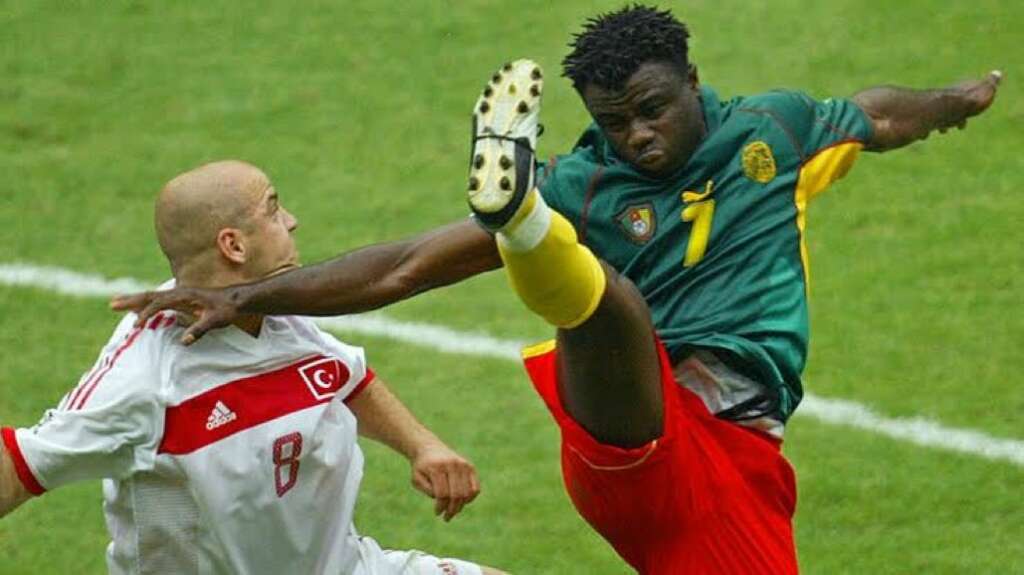 Infantino lamenta morte de camaronês que foi algoz do Brasil na Olimpíada de 2000