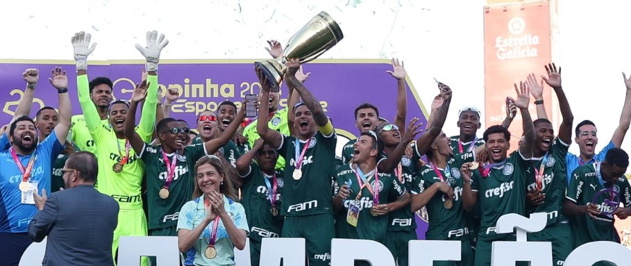 Palmeiras venceu o América-MG com gol nos acréscimos