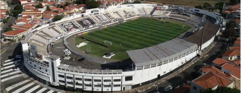 Estádio Moisés Lucarelli