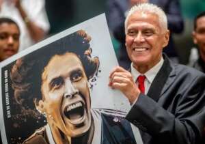 Roberto Dinamite pulverizou recordes e redefiniu significado de artilheiro