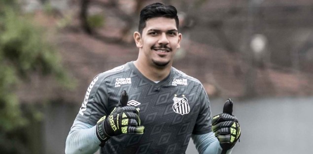 João Paulo permanece no Santos