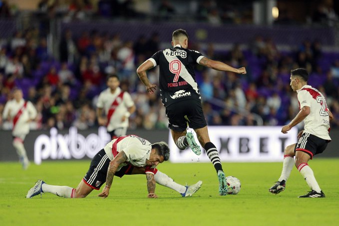 AMISTOSO: Vasco é dominado e perde do River Plate em estreia de Barbieri
