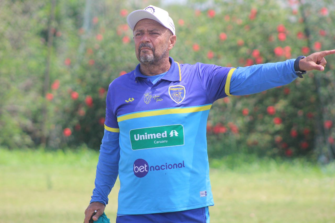 Pernambucano: Caruaru City anuncia saída do técnico Adelmo Soares