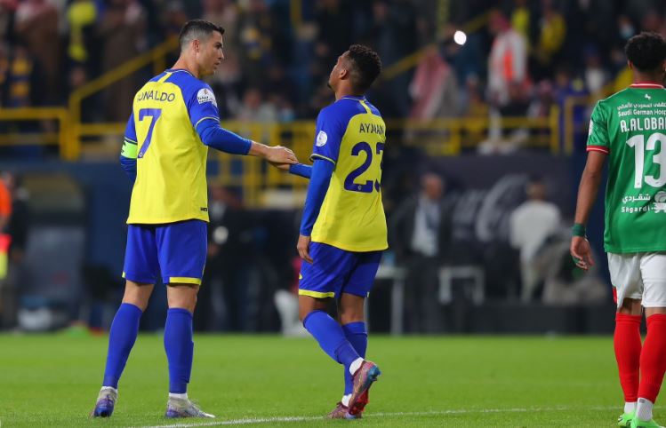 SAUDITA: Al-Nassr vence com gol de Talisca em estreia oficial de Cristiano Ronaldo