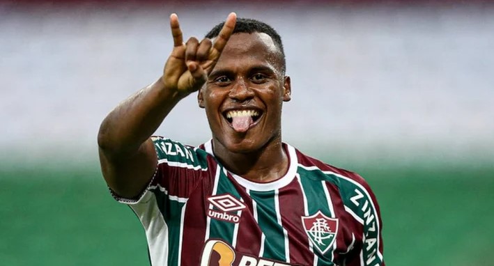 Arias assinou com Fluminense até agosto de 2026