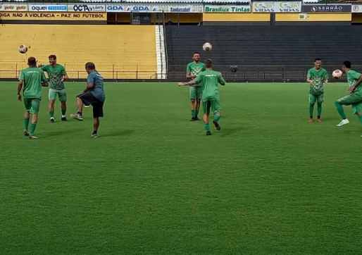 Paulista A3: Sem tempo de treinar, técnico estreia pelo Barretos e segura invencibilidade