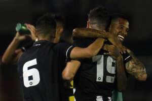 CARIOCA: Botafogo derrota Madureira em jogo de poucas emoções
