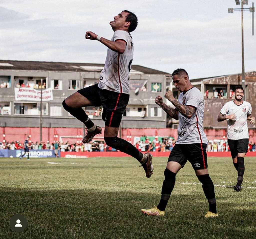 ca795c65 5a38 4f76 a565 383ec90af837