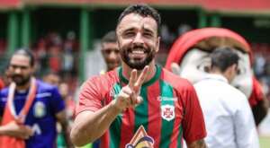 Londrina encaminha acertos com artilheiro da Portuguesa Santista e zagueiro do Goiás