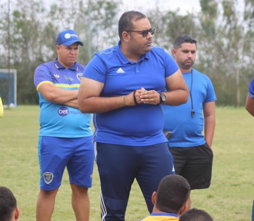 Pernambucano: Caruaru City repatria técnico Thyago Marcolino, campeão em 2021