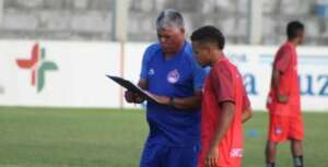 Paraibano: Queimadense anuncia saída do técnico Cipriano Alexandre