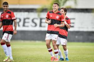 Carioca: Joia da base do Flamengo é negociado com time árabe do City