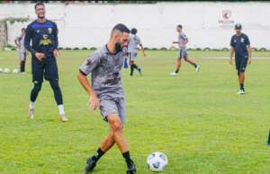 Sergipano: Em busca da 1ª vitória, Falcon treina visando o Lagarto