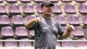 Paulistão: Ferroviária anuncia saída do técnico Vinícius Munhoz; Adilson Batista e Elano são cotados