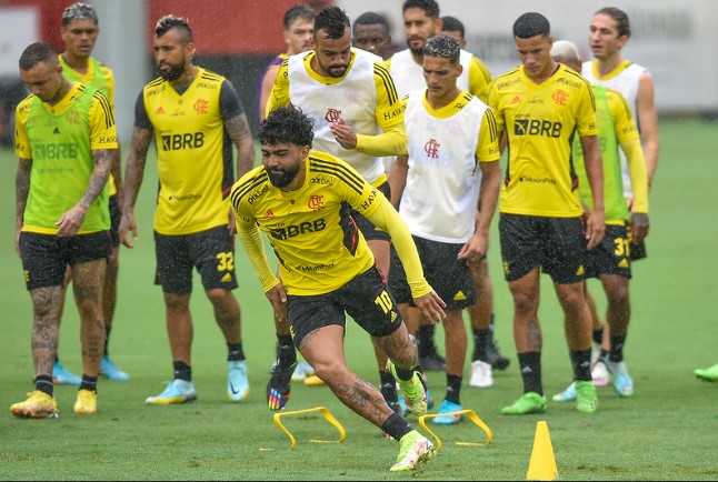 Flamengo repete escalação titular contra o Madureira em Cariacica pelo Carioca