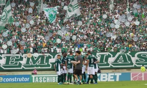 GOIANO: Em dia de poucos gols, Goiás vence clássico e segue caça ao Atlético