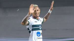 Guarani acerta com Neilton, ex-Santos e São Paulo