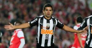 Guilherme, ex-Corinthians, Cruzeiro e Atlético-MG, vai jogar em time paranaense