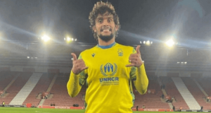 Inglês: Gustavo Scarpa fala em “sonho realizado” após estreia