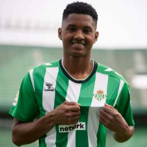 Ex-Ponte Preta, Abner é apresentado pelo Real Betis, da Espanha