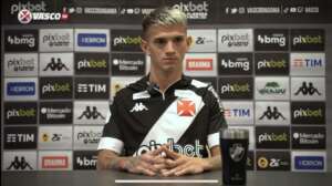 Orellano é apresentado no Vasco e diz que quer fazer muito sucesso no gigante