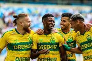 MATO-GROSSENSE: Cuiabá goleia e União Rondonópolis tem jogo adiado devido a forte chuva