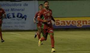 Monte Azul x Velo Clube - Galo Vermelho enfrenta lanterna em busca de se manter no G-8