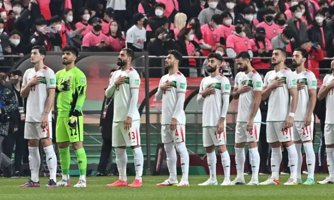 Jogadores são detidos no Irã por participação em festa de Ano Novo