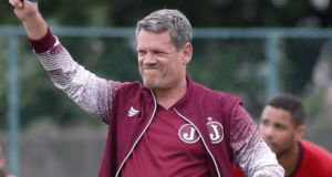 Paulista A2: Ito Roque reconhece tradição e torcida do XV