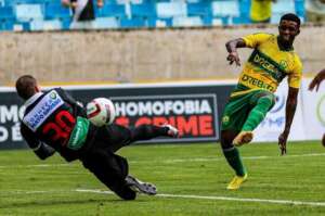 Mato-grossense: Jonathan Cafu brilha na estreia do Cuiabá com golaço