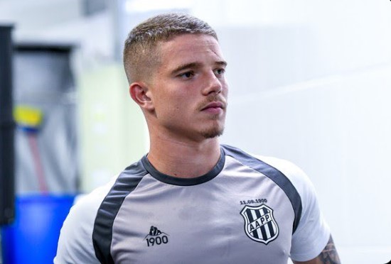 Carioca: Botafogo atravessa negociação do Vasco e mira volante da Ponte Preta