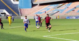 Oeste 0 x 0 Rio Claro - Em jogo sonolento, Rubrão e Galo azul empatam sem gols