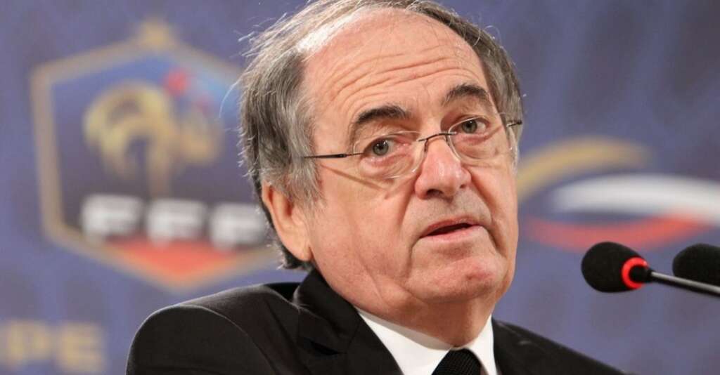 Dirigente francês pede desculpas a Zidane: ‘Comentários desajeitados’