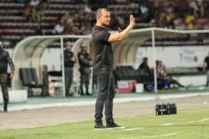 Pernambucano: Ranielle Ribeiro não teme demissão no Santa Cruz