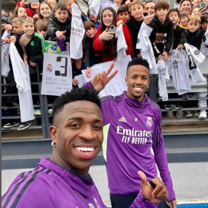 Copa do Rei: Real e Barcelona abrem treinos e interagem com torcedores 2 real barcelona1