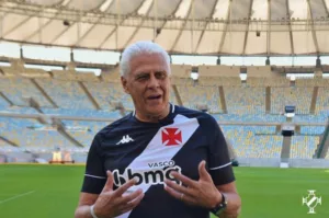 Clubes e jogadores lamentam morte de Roberto Dinamite e prestam homenagens