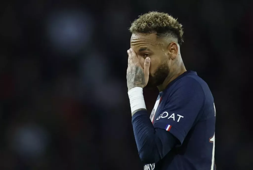 Neymar é criticado na TV francesa após revés do PSG: 'Maior fracasso da história' 2 tagreuters.com2022binary LYNXMPEI9C10I FILEDIMAGE 1200x804 1